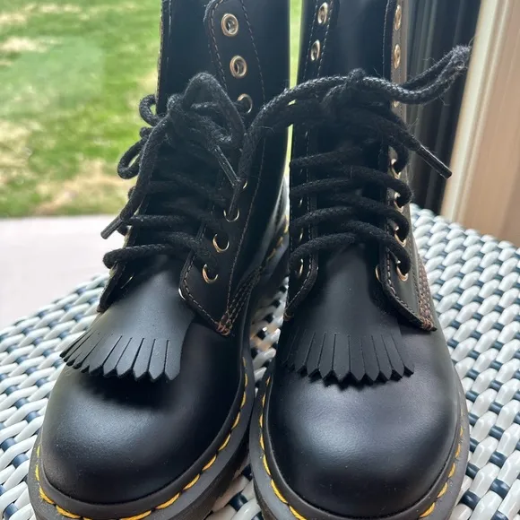 Dr. Martens Black Kids Boots