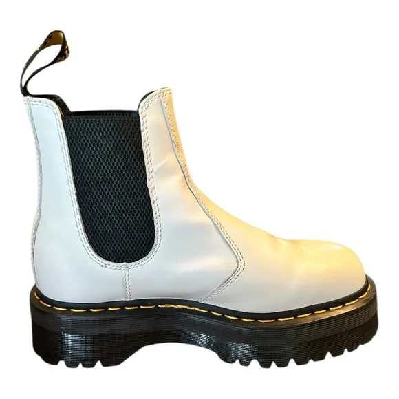 Dr. Marten’s Doc Chelsea Chunky Platform Smooth White Leather Boots Air Wair EC