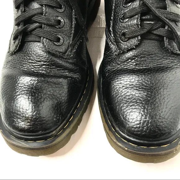 DR. MARTENS HARRISFIELD LEATHER LACE UP BOOTS 10M