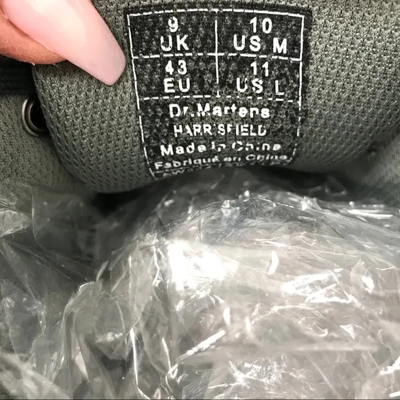 DR. MARTENS HARRISFIELD LEATHER LACE UP BOOTS 10M