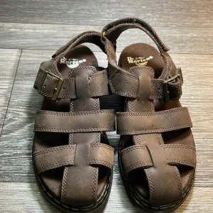 Dr Martens leather sandals boy’s size 2 (a163)
