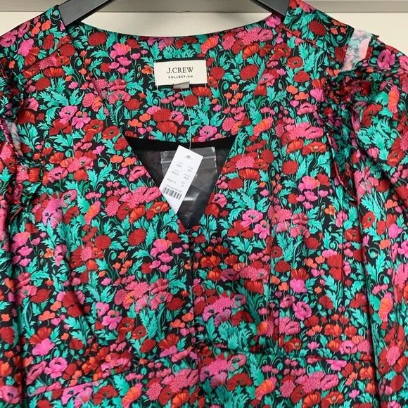 Drapey puff-sleeve dress in Ratti® Red blooms