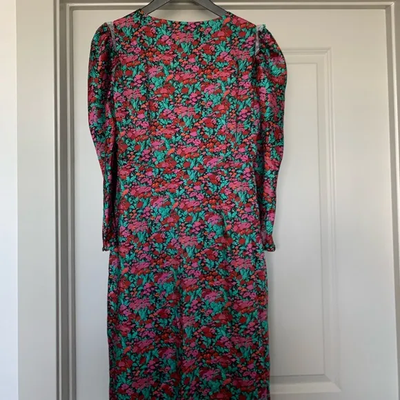 Drapey puff-sleeve dress in Ratti® Red blooms