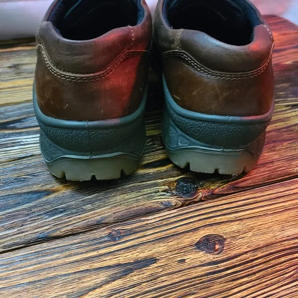 Ecco Gore-Tex Track Brown Casual Hiking Low Boots Mens Size 44 EU (10/10.5 US)