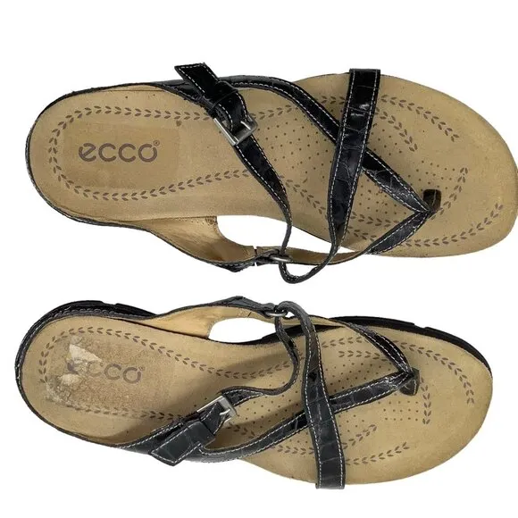 ECCO Women's 38 Living Thong Sandals Slip On Slides Leather Black Patent Croco