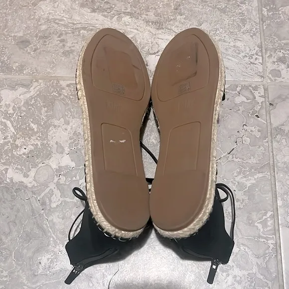 Eileen Fisher Lace-Up Espadrille Black Sandals, Size 11 EXCELLENT! $160