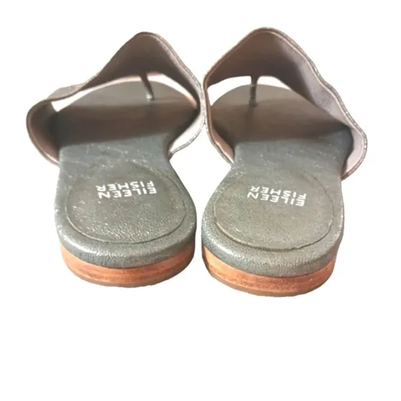 EILEEN FISHER Metallic Silver Leather Sandals Slip On Thongs size 8.5