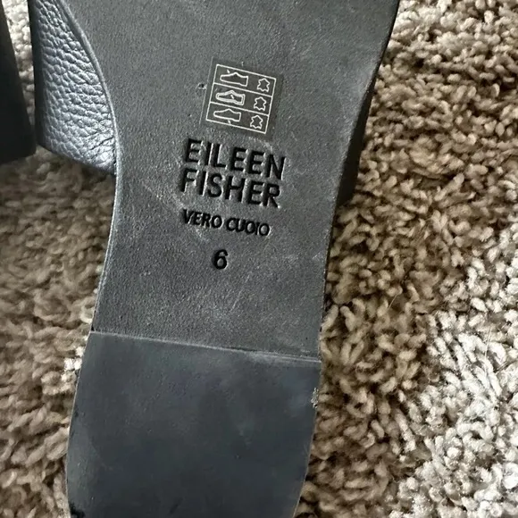Eileen FisherKore Leather Flat Thong Sandals Black Size 6  Slip On Low Heel