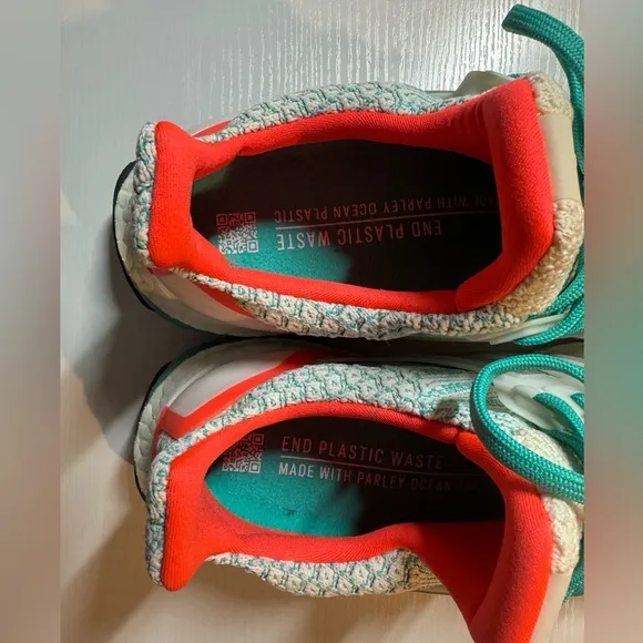 EUC ADIDAS ULTRA BOOST 5.0 DNA MINT RUSH MENS RUNNING SHOES
