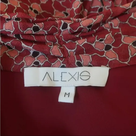 EUC Alexis Tie-Neck Mini Dress Elida Red Printed Silk Size Medium Bell Sleeve