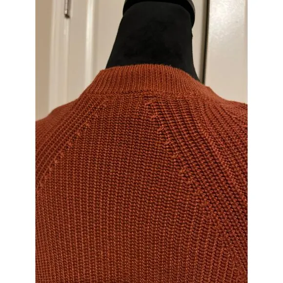 EUC Jessica Simpson Rust Rib Knit Sweater Size Small
