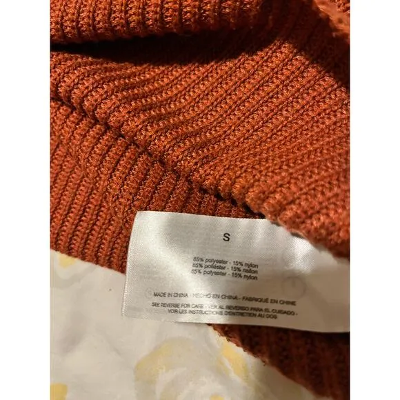 EUC Jessica Simpson Rust Rib Knit Sweater Size Small