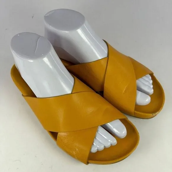 Everlane Women's Crisscross Slide US 7 Mustard Yellow Slip-On Sandals Shoes