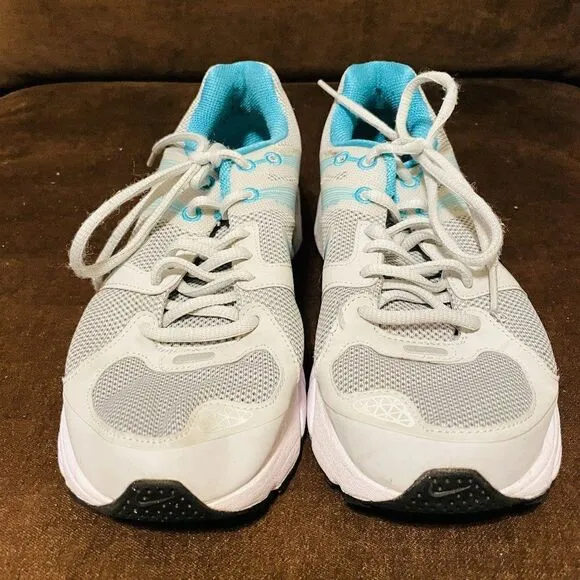 Excellent NIKE Structure 15 Running Shoes Womens 9.5 US 41 EUR Light Grey Turq.