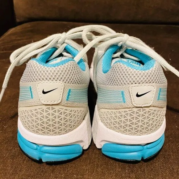 Excellent NIKE Structure 15 Running Shoes Womens 9.5 US 41 EUR Light Grey Turq.