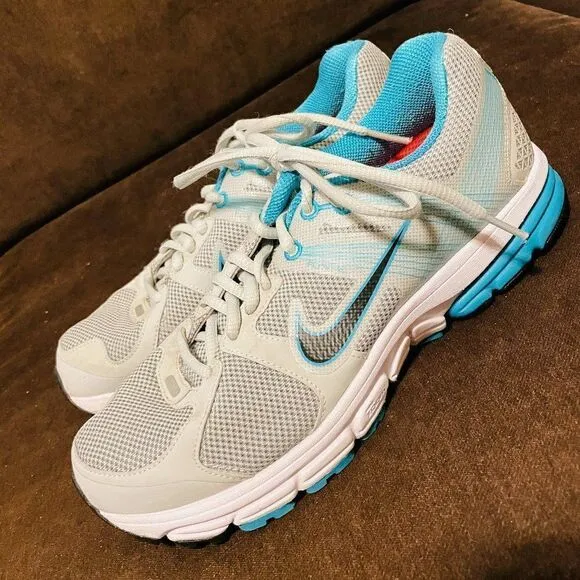 Excellent NIKE Structure 15 Running Shoes Womens 9.5 US 41 EUR Light Grey Turq.