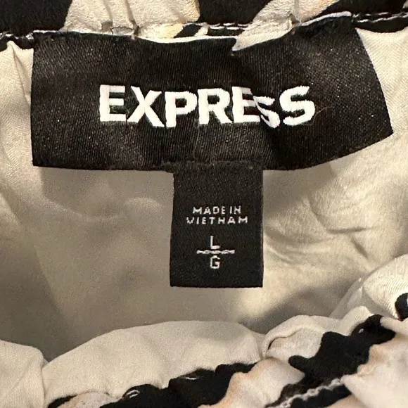EXPRESS Animal Print Maxi Dress Women’s Size Large.