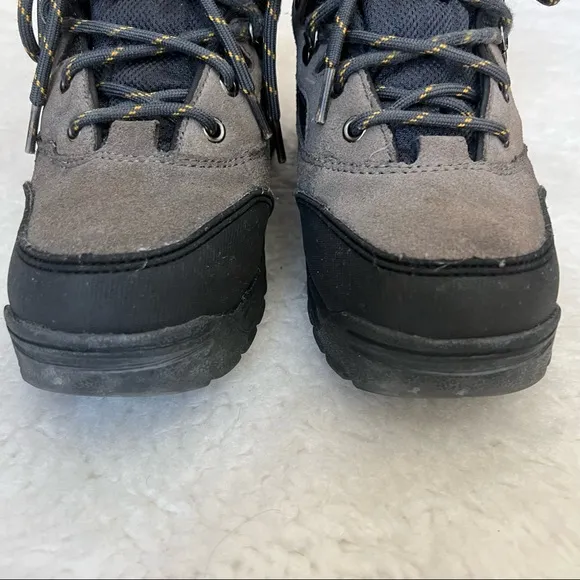 Faded Glory Cliff Hiking Men’s Chukka Boots size 7.5