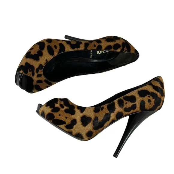 FENDI Calfskin Leopard Peep Toe Heeled Pumps Made in Italy Marked as 36.5-6.5US