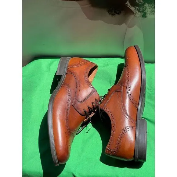 FLORSHEIM MIDTOWN  Wingtip Oxford, men, casual, loafer cognac size 14D NWOB