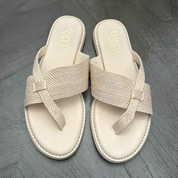 FRANCO SARTO Jenice Womens Natural Fb Slip On Thong Sandals