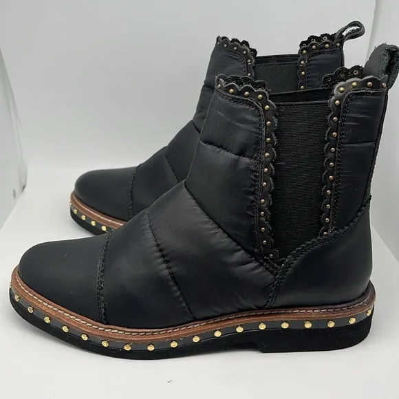 Free People Atlas Chelsea Leather Puffer Upper Ankle Boots Black Size 37.5-38.5
