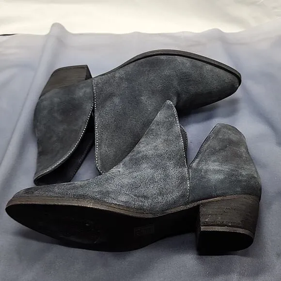 FREE PEOPLE CHARM DOUBLE V ANKLE BOOTS SMOKE SUEDE WOMEN'S SIZE 39 NWOB