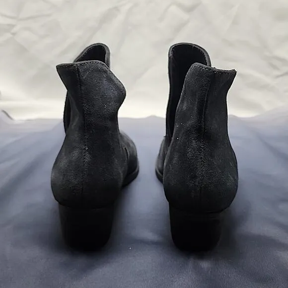 FREE PEOPLE CHARM DOUBLE V ANKLE BOOTS SMOKE SUEDE WOMEN'S SIZE 39 NWOB