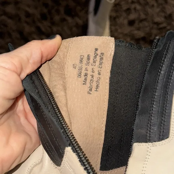 Free people James Chelsea boots bone and black