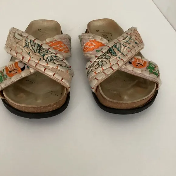 Free People Wildflower Patchwork Kantha Sandals Womens Size 38 Summer Hippie Y2K