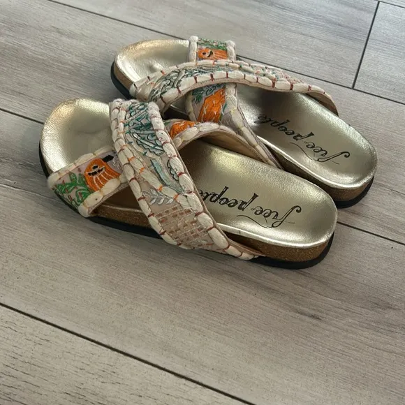 Free People Wildflowers crossband slides slip on sandals size 36 or 6