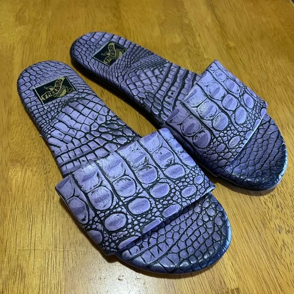 Freebird By Steven Tiki Purple Crocodile Slip On Sandals Size 7