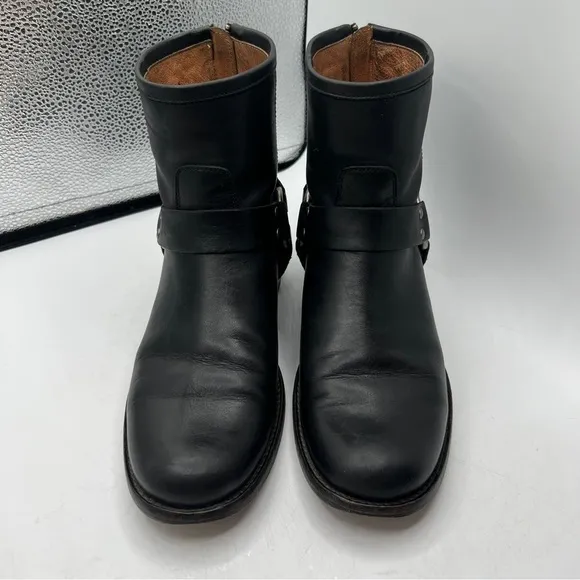 Frye Phillip Harness Short boots booties black leather back zipper closure sz 7
