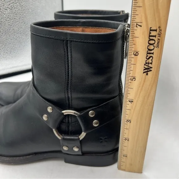 Frye Phillip Harness Short boots booties black leather back zipper closure sz 7