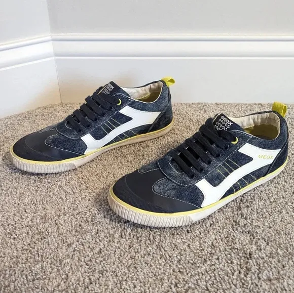 Geox Boys Navy Kiwi lace up shoes