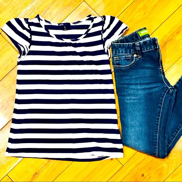 Girl school outfits — skinny denim jeans and Gap striped tee shirt top -…