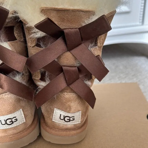 Girls K Bailey Bow II Ugg Boots