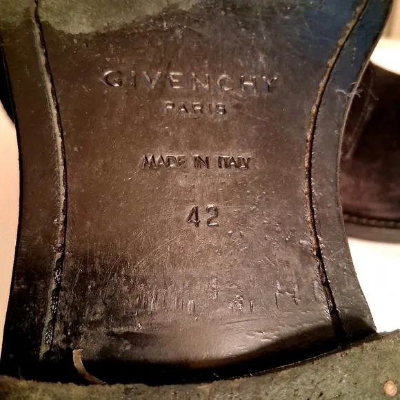 Givenchy Men’s Suede Derby Oxford  Black  Shoe Size 42 Us 9