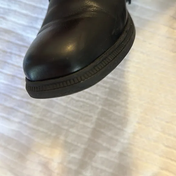 Gorgeous Boys’ Federico Genuine Leather Geox Dress Shoes - Size 40 or 7 Medium