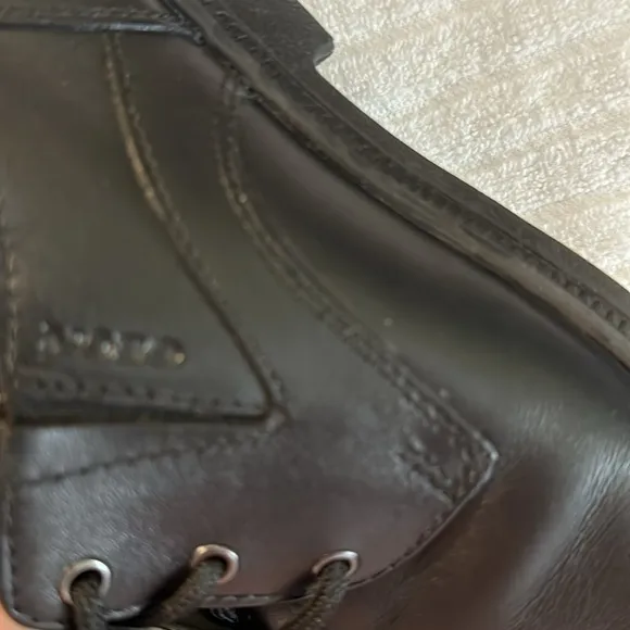 Gorgeous Boys’ Federico Genuine Leather Geox Dress Shoes - Size 40 or 7 Medium