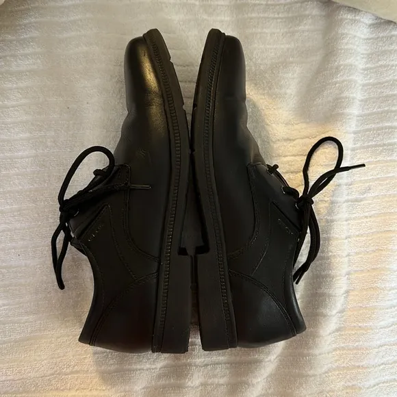Gorgeous Boys’ Federico Genuine Leather Geox Dress Shoes - Size 40 or 7 Medium