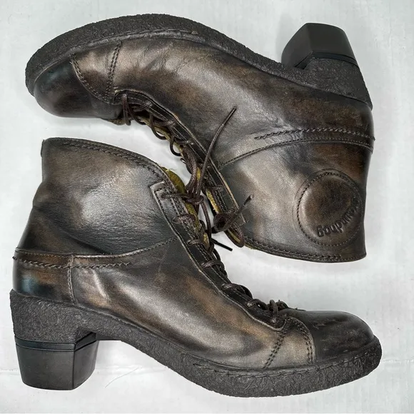 Groundhog | Women's Genuine Brown Leather Stacked Heel Ankle Boots | Size 7