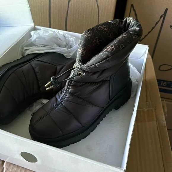 GUESS Leeda Padded Ankle Boot in Black