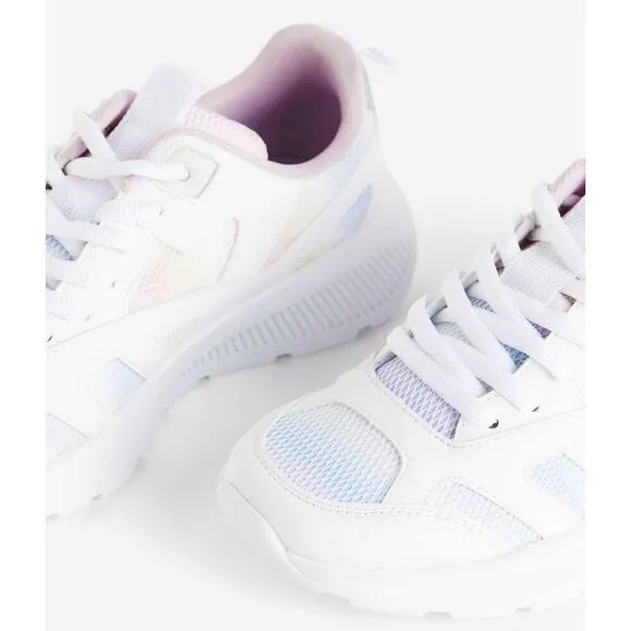H&amp;M Girls Lightweight Sole White &amp; Rainbow Pastel Color Sneakers Size 6.5 NEW