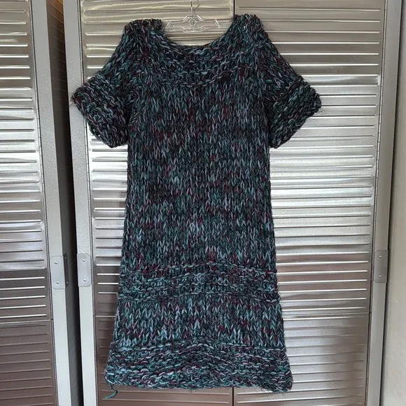 Hand knitted woman’s dress. Size large to extra large. Phenomenal.