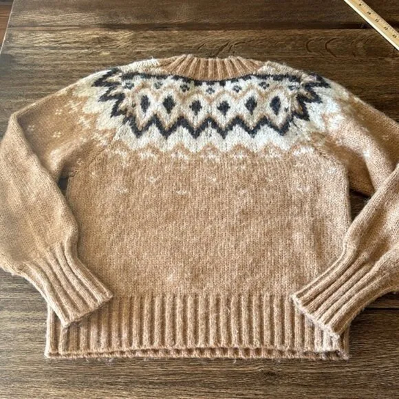 HEARTLOOM The Sara Sweater  Birch large EUC