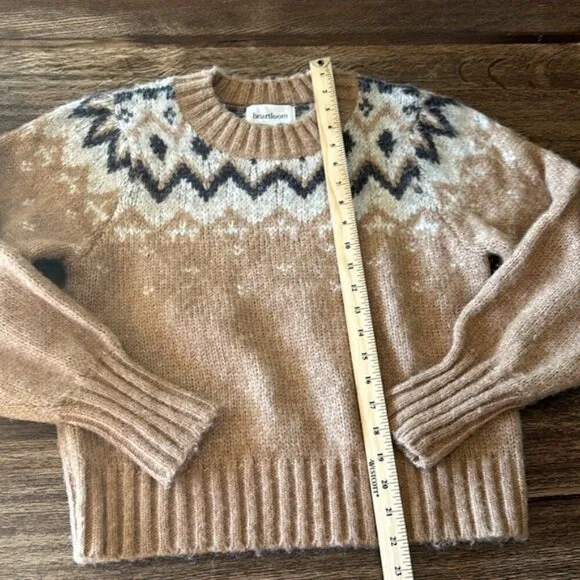 HEARTLOOM The Sara Sweater  Birch large EUC