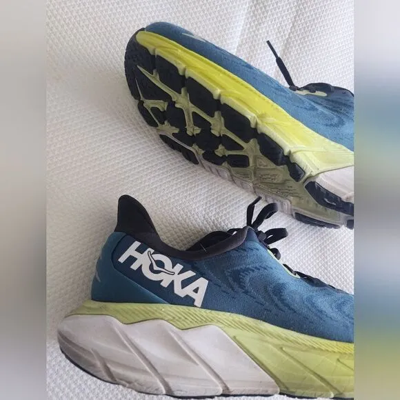 Hoka One One Arahi 6 sneakers athletic running shoes