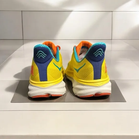 HOKA One One Clifton 9 Passion Fruit Maize Men's 10 D 1127895-PFMZ Running