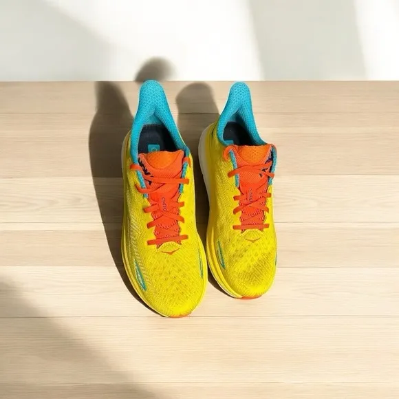 HOKA One One Clifton 9 Passion Fruit Maize Men's 10 D 1127895-PFMZ Running